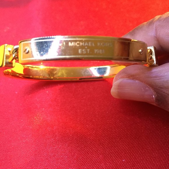 Michael Kors Logo Plaque Bangle Bracelet - Picture 3 of 8
